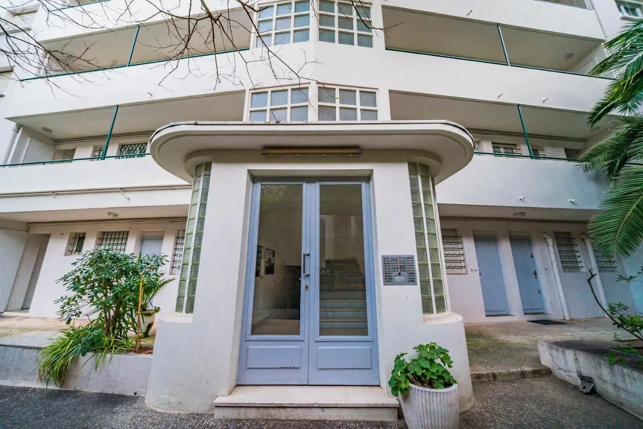 Nice One Bedroom Heart Of Cannes Apartment